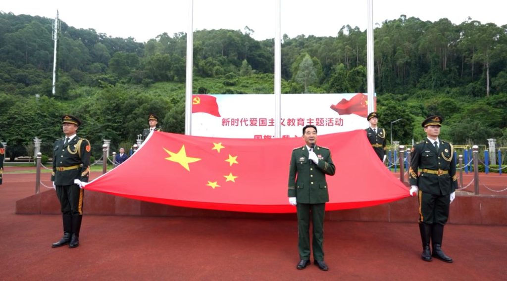 深圳市承翰学校举行爱国主义教育—国旗在我心中主题活动